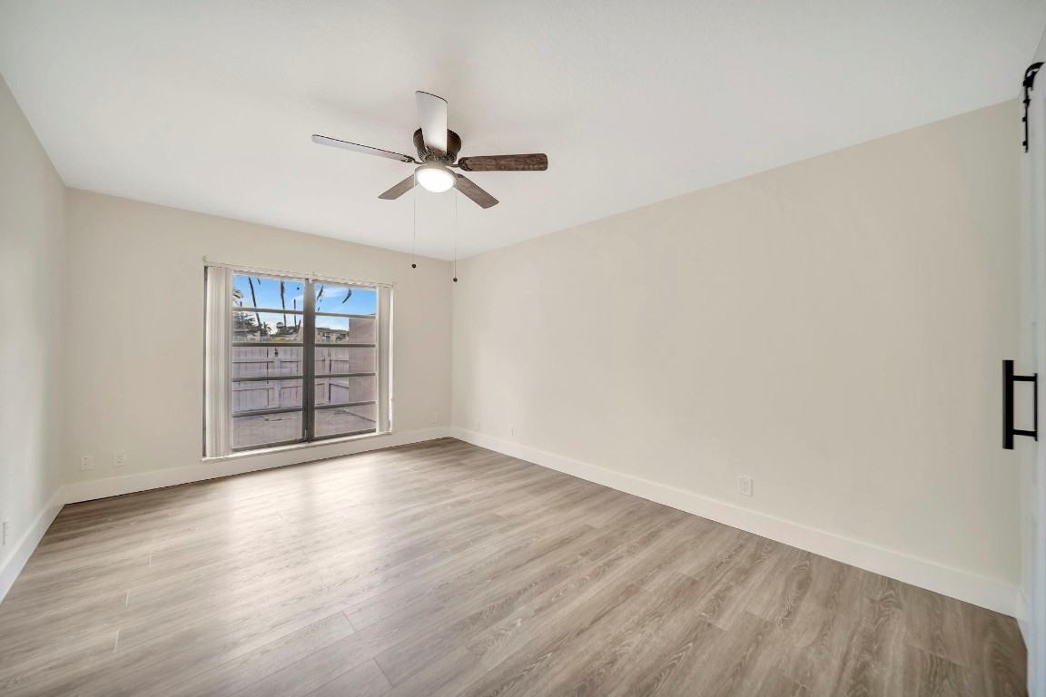 WATERSIDE VILLAS - Residential