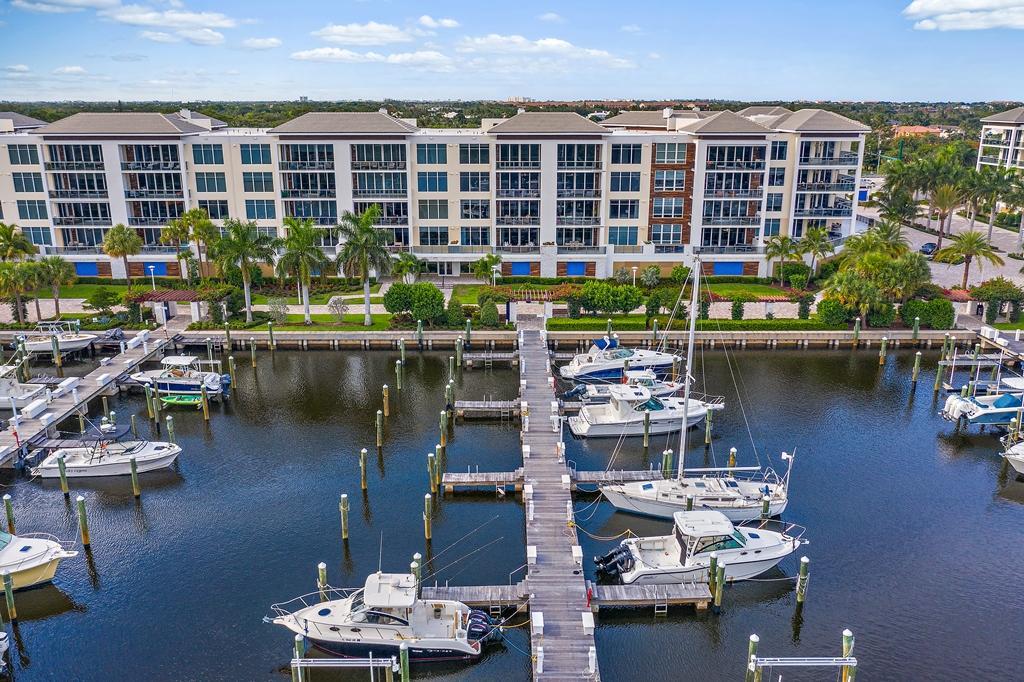 AZURE CONDO - Residential