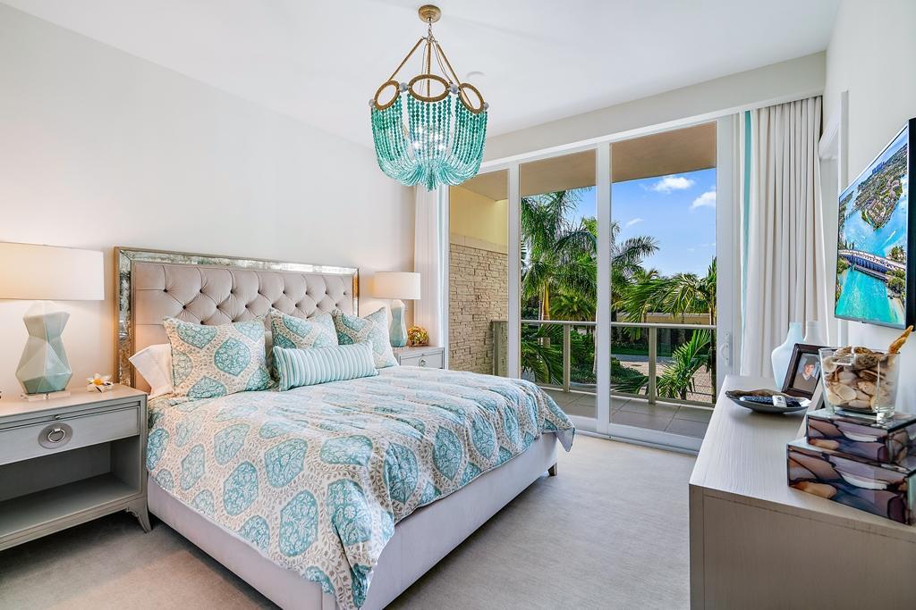 AZURE CONDO - Residential