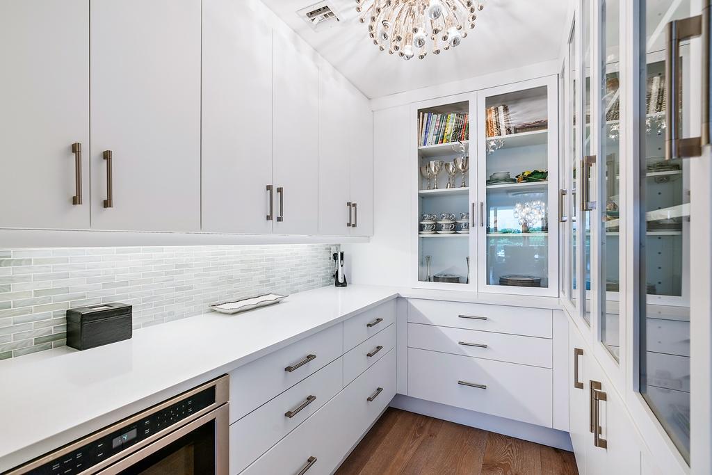 AZURE CONDO - Residential