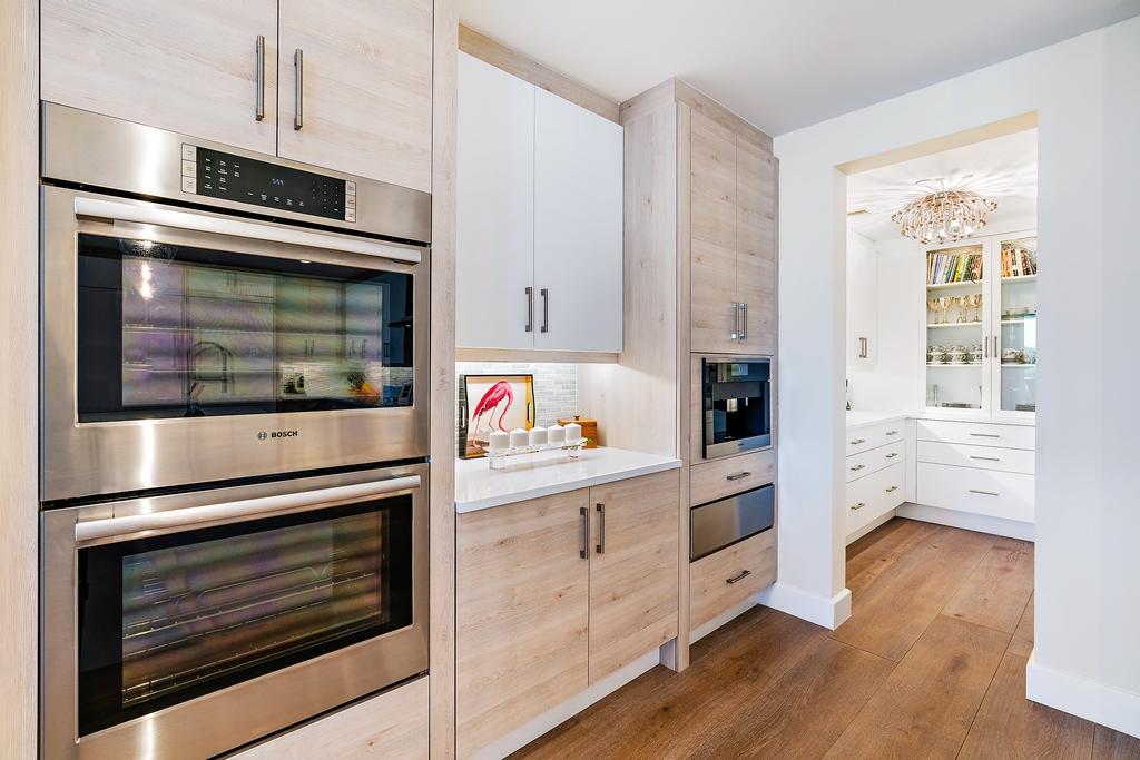 AZURE CONDO - Residential