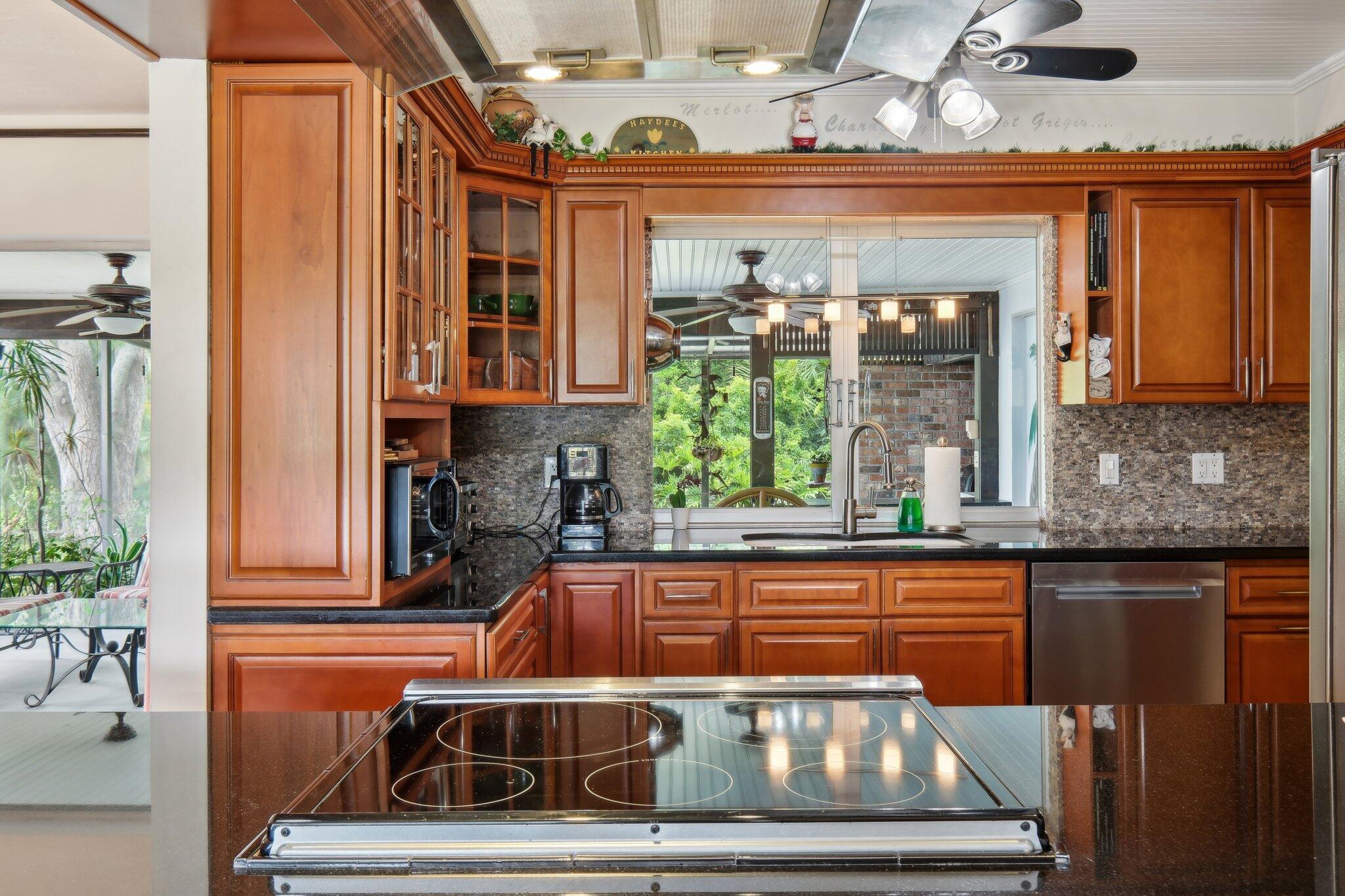 ROSEDALE MANOR SUB - Residential