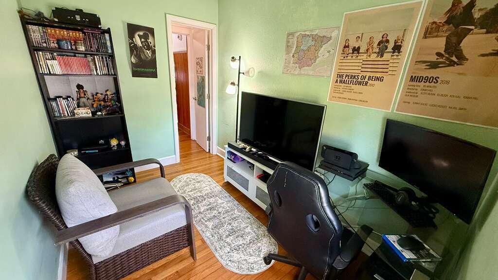 LEE WOOD PARK - Residential