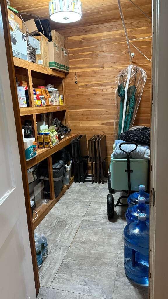 LEE WOOD PARK - Residential