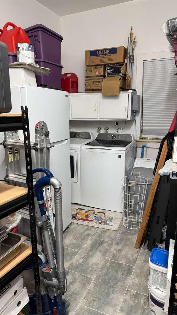 LEE WOOD PARK - Residential