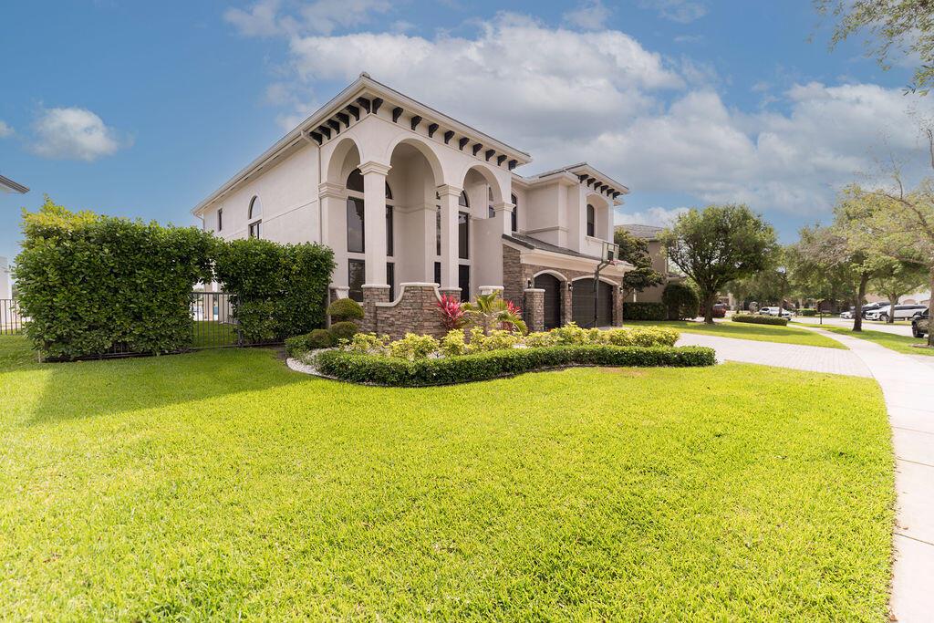 9475 Equus Circle