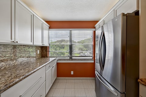 Tiny photo for 2904 VICTORIA Place #A2, Coconut Creek, FL 33066 (MLS # B26075441)