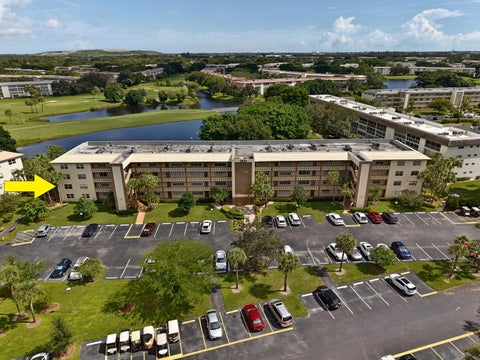 Photo of 2904 VICTORIA Place #A2, Coconut Creek, FL 33066 (MLS # B26075441)