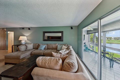 Tiny photo for 2904 VICTORIA Place #A2, Coconut Creek, FL 33066 (MLS # B26075441)