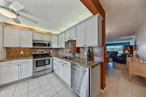 Tiny photo for 2904 VICTORIA Place #A2, Coconut Creek, FL 33066 (MLS # B26075441)