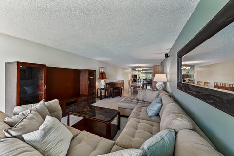 Tiny photo for 2904 VICTORIA Place #A2, Coconut Creek, FL 33066 (MLS # B26075441)