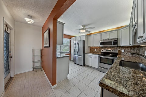 Tiny photo for 2904 VICTORIA Place #A2, Coconut Creek, FL 33066 (MLS # B26075441)