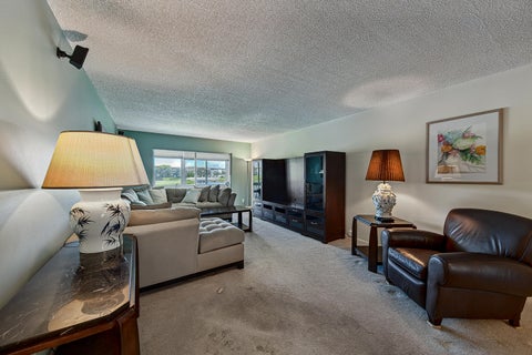 Tiny photo for 2904 VICTORIA Place #A2, Coconut Creek, FL 33066 (MLS # B26075441)