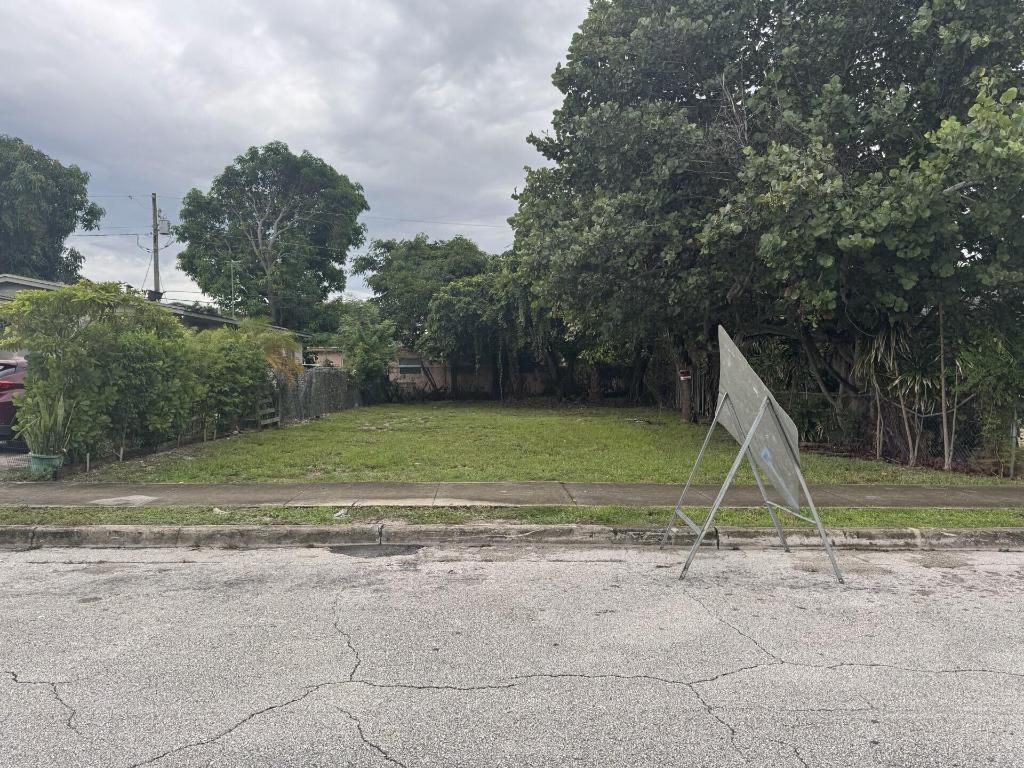 Photo of 0 State Street, West Palm Beach, FL 33407 (MLS # R11124893)