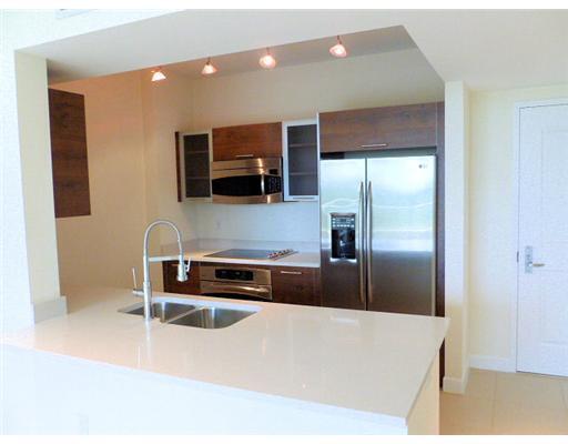 View photos, virtual tours, details... 480 Hibiscus Street 333