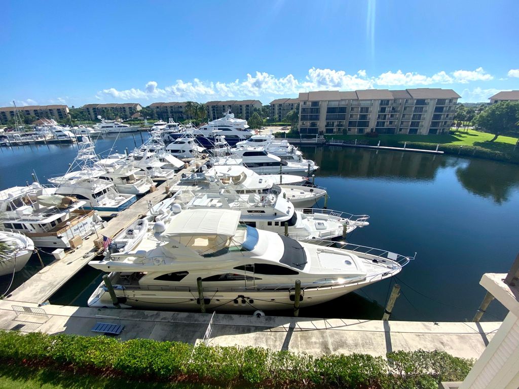 Photo of 2301 Marina Isle Way #503, Jupiter, FL 33477 (MLS # R11070531)