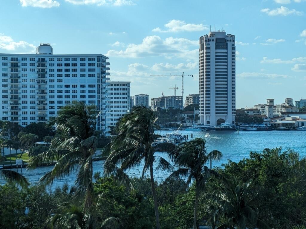 PRESIDENTIAL PLACE CONDO - Residential