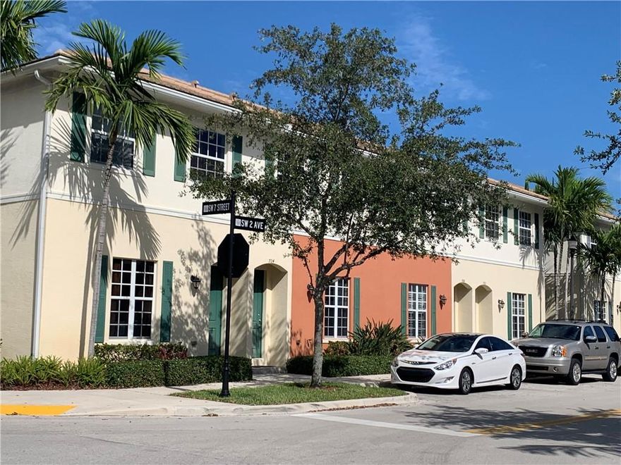 Beautiful 3 BR, 2.5 Bath Townhouse in Desirable Orchid Grove, just 5 Minutes from the Beach.  Quiet Unit just off the Lake Path.  Beautiful Lake and Pool.  Workout Room.  Pet friendly.  Low Association Dues.  Well Maintained. Strong Reserve.  Can Rent Right Away or Enjoy No Maintenance Living All Year Long Near the Beach in Beautiful South Florida.