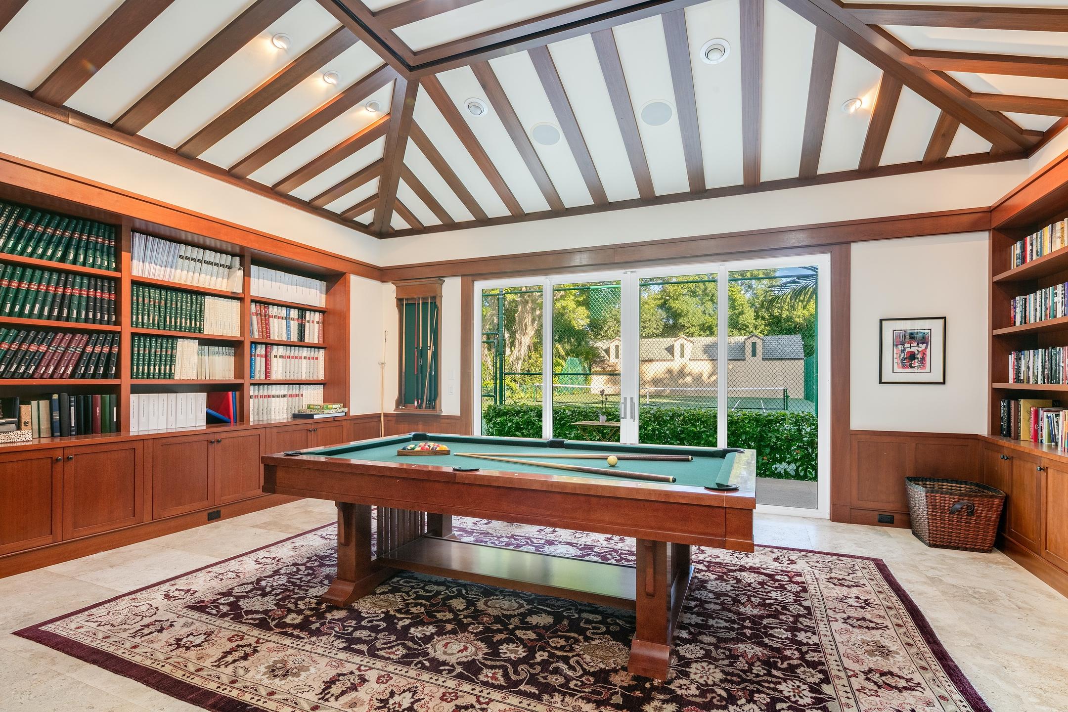 JUPITER ISLAND - Residential