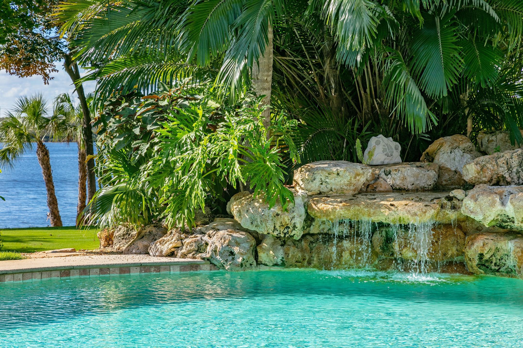 JUPITER ISLAND - Residential