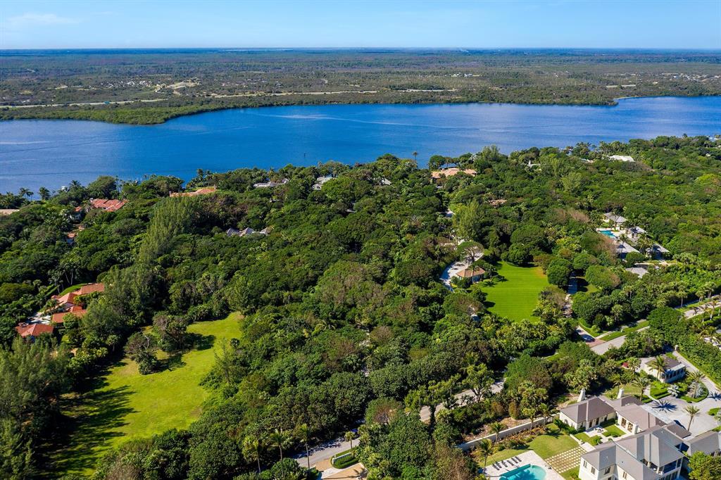 JUPITER ISLAND - Residential