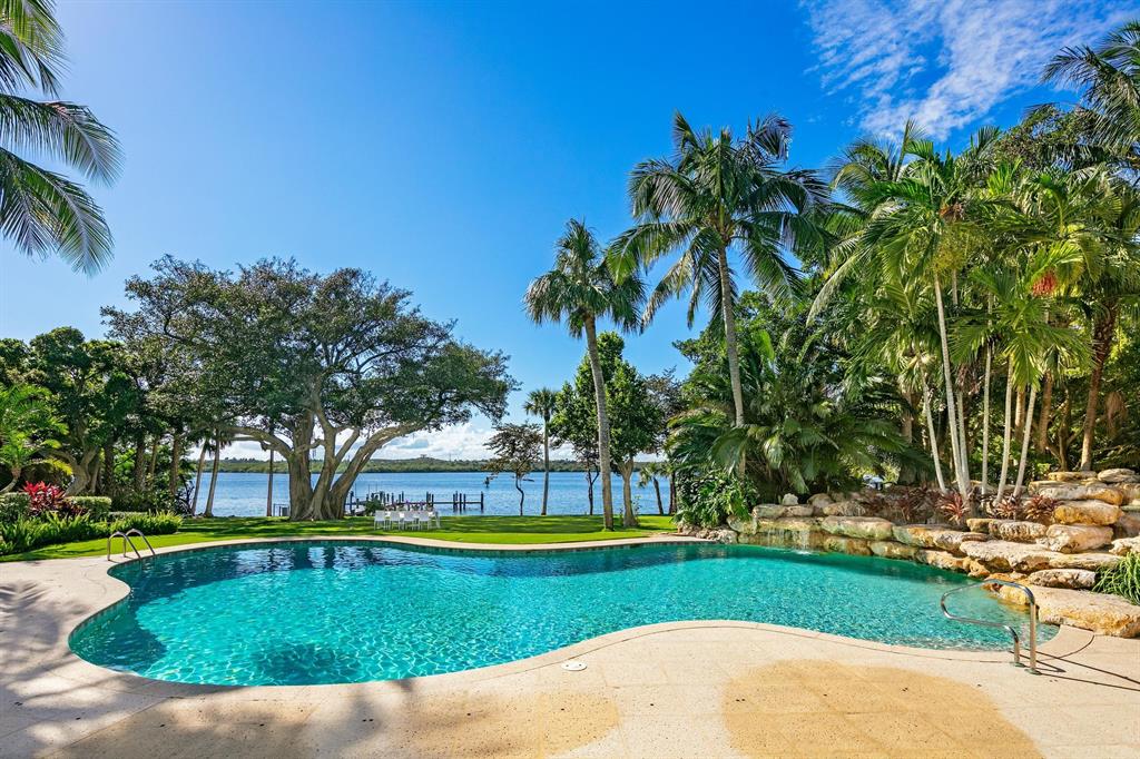 JUPITER ISLAND - Residential