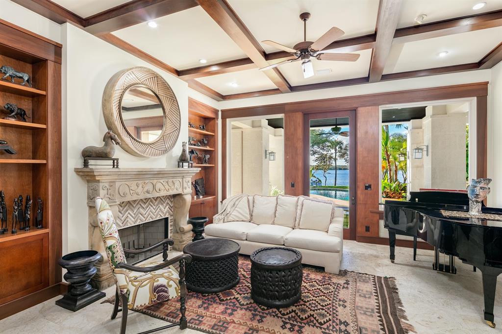 JUPITER ISLAND - Residential