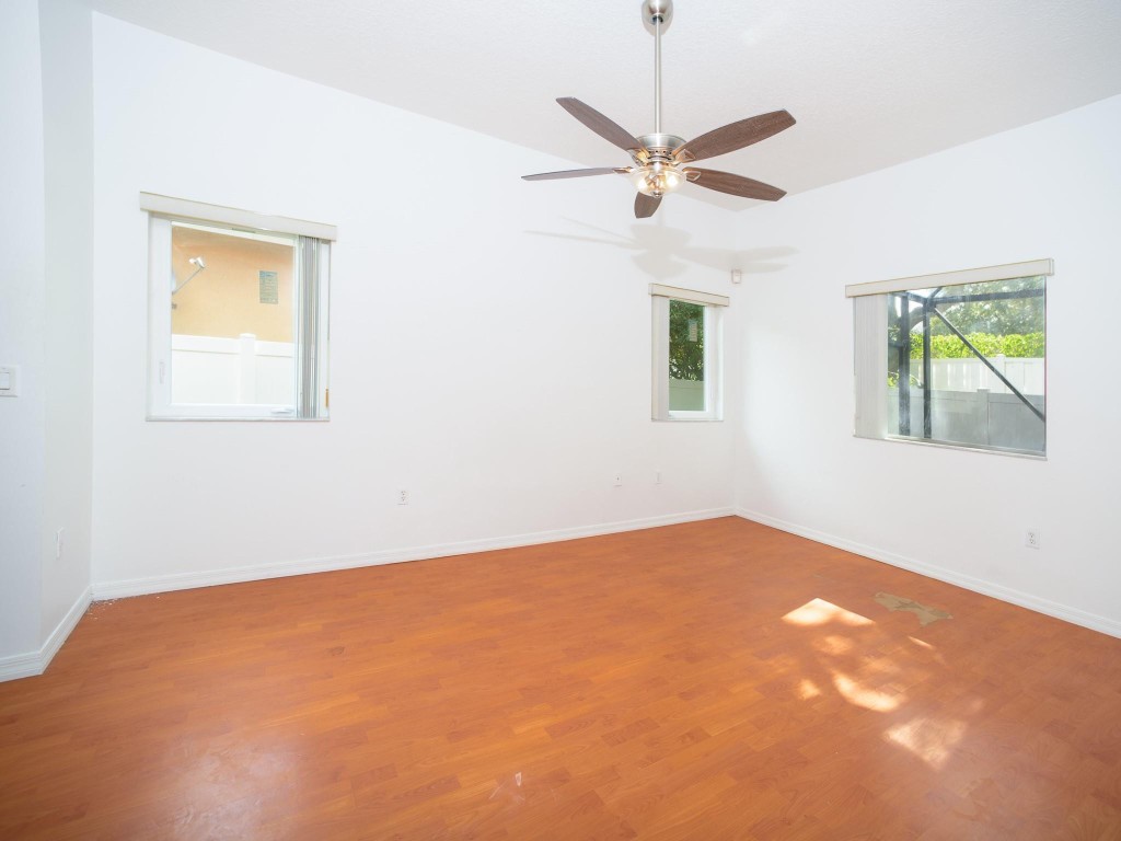 Pod 13 At Monarch Lakes 1 - Residential Lease