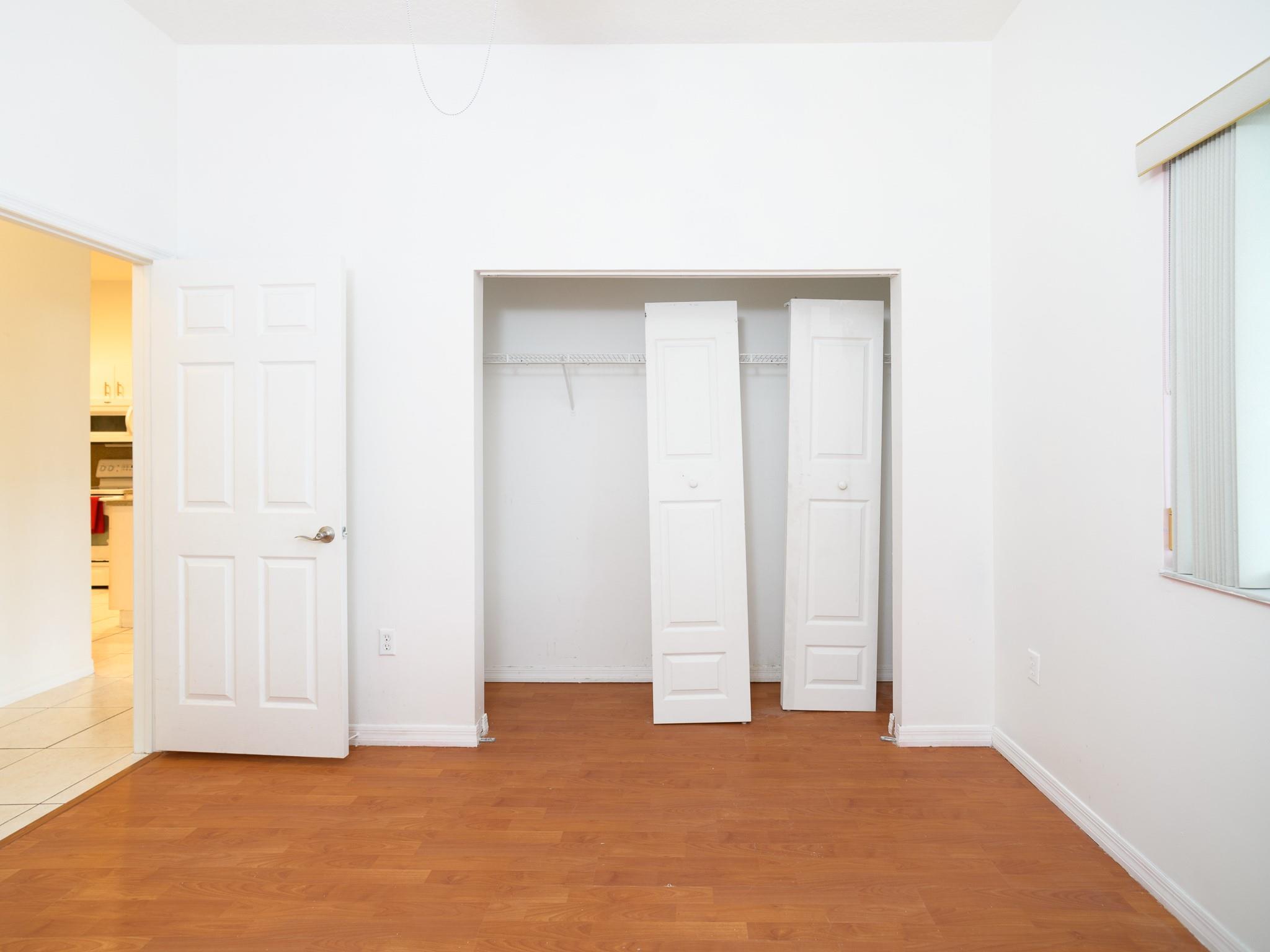 Pod 13 At Monarch Lakes 1 - Residential Lease