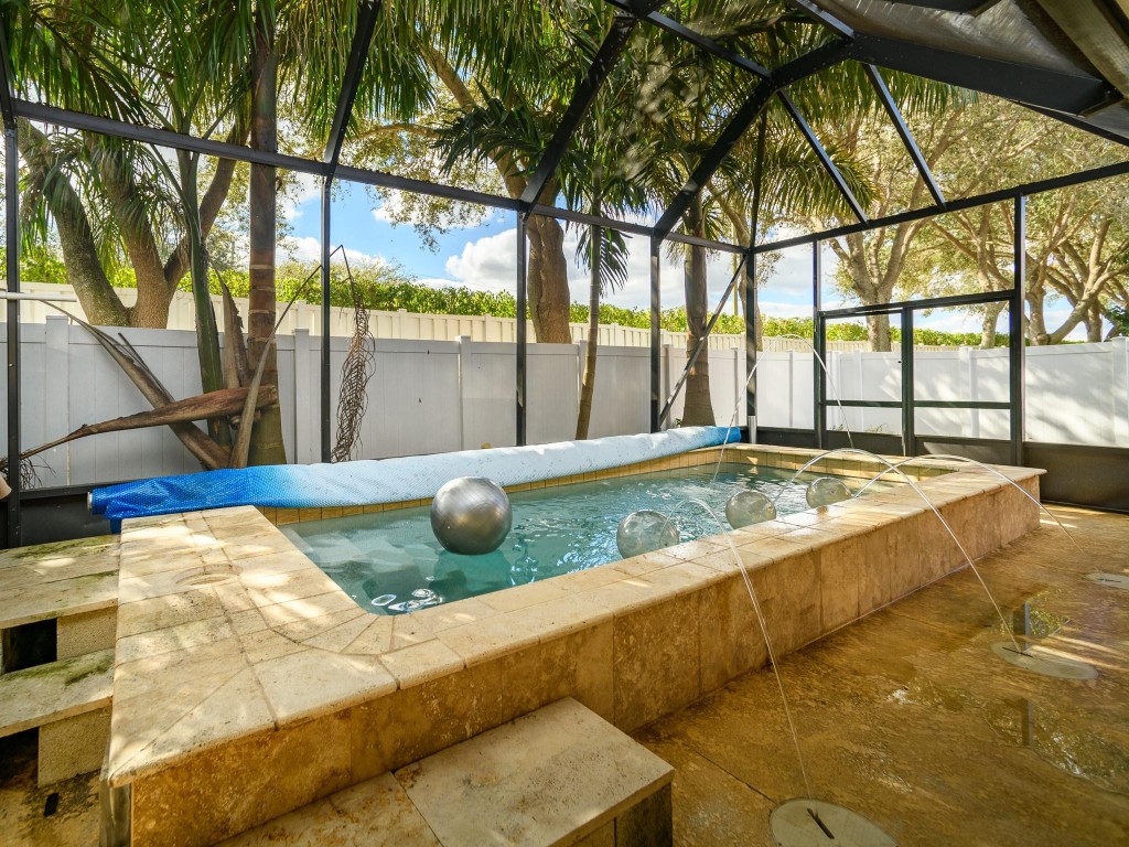 Pod 13 At Monarch Lakes 1 - Residential Lease