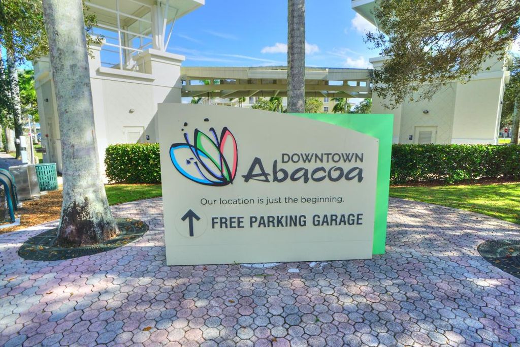 Photo of 4784 S Central Boulevard #15, Jupiter, FL 33458 (MLS # R10995327)