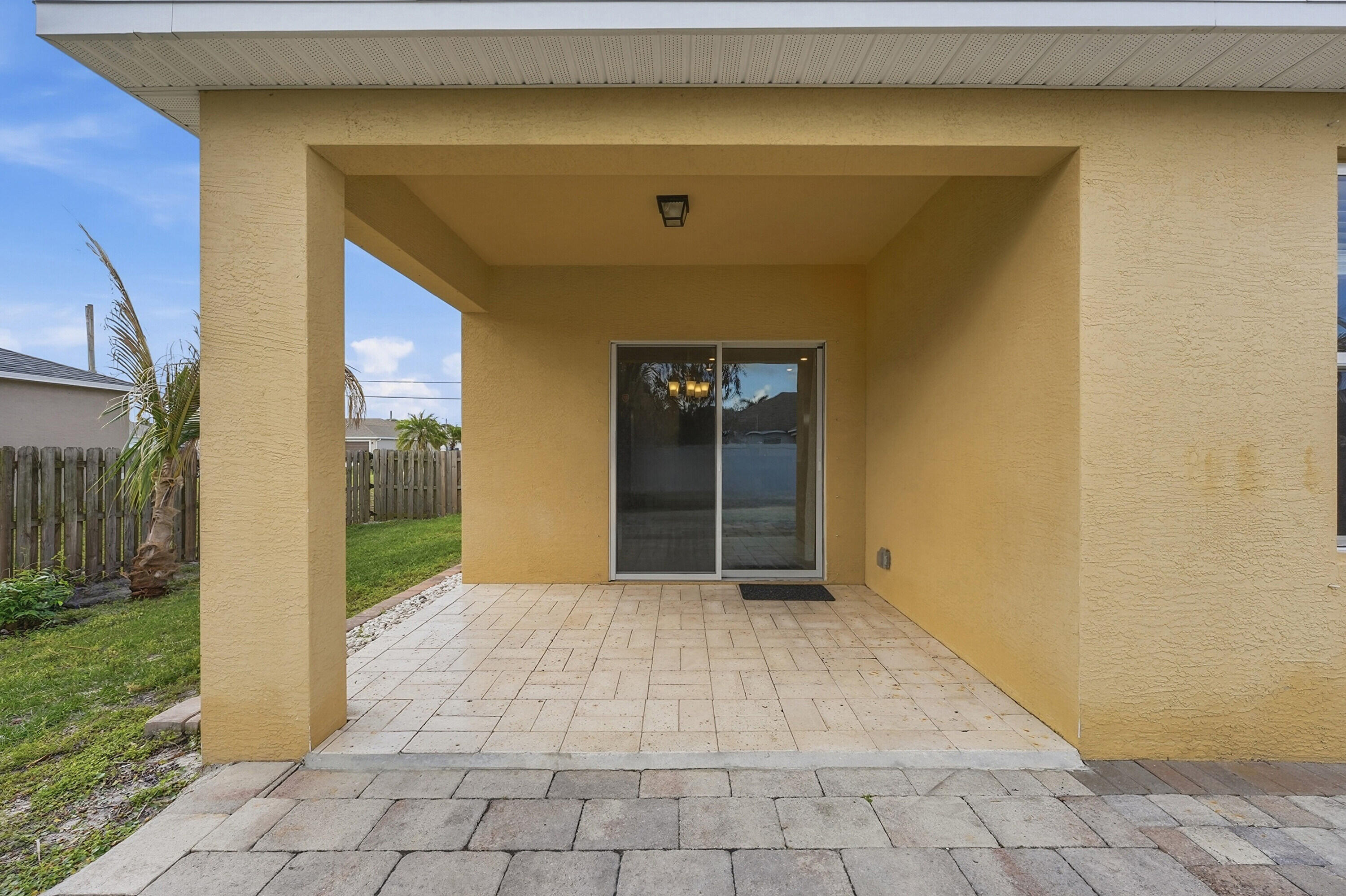 PORT ST LUCIE SECTION 15 - Residential