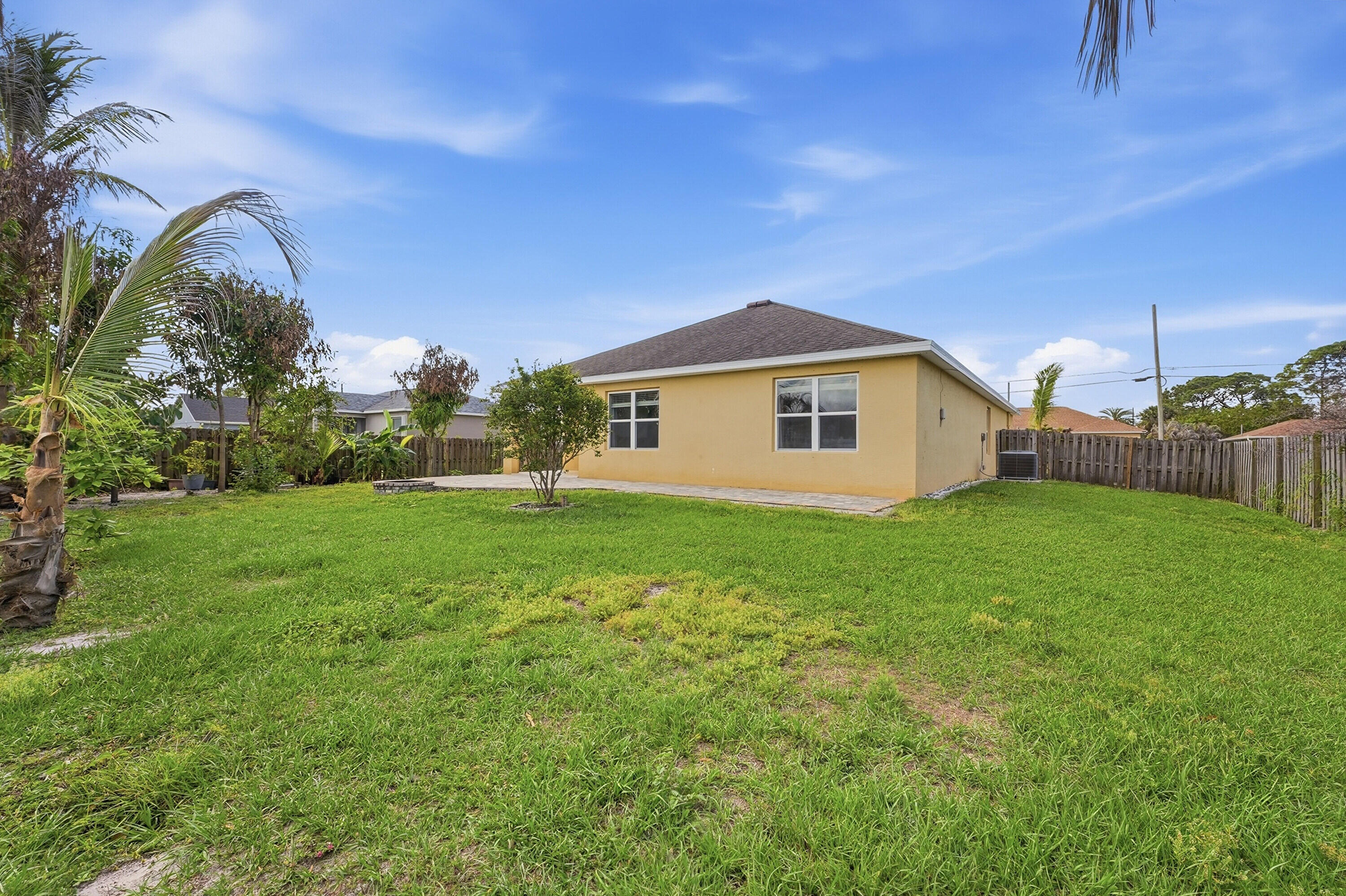 PORT ST LUCIE SECTION 15 - Residential