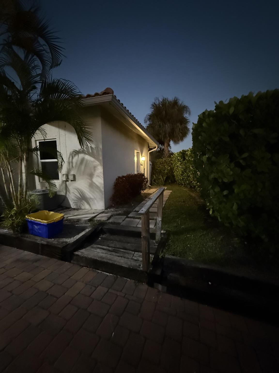 NA - Residential Lease