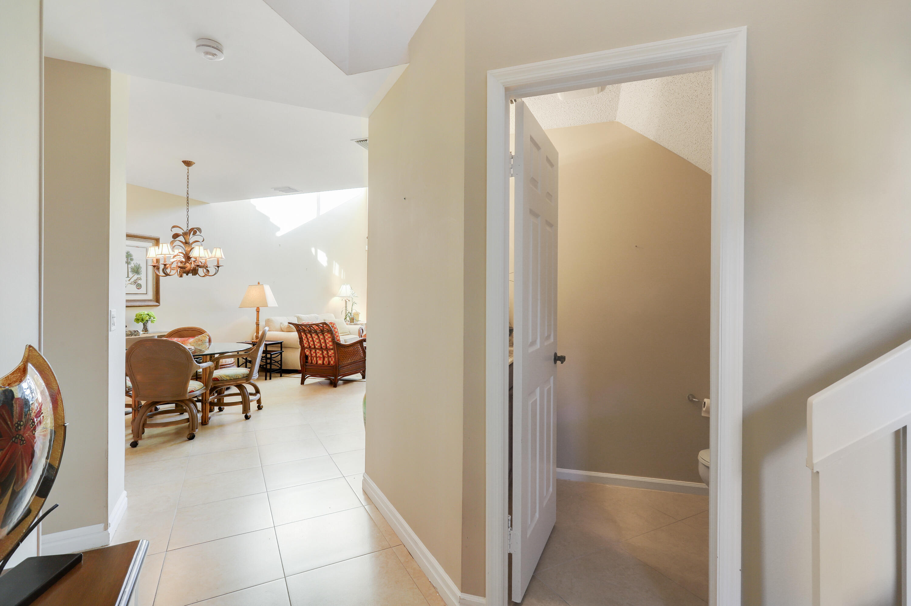 PGA RESORT COMMUNITY PL OF WINDERMERE UNIT 2 - Residential Lease