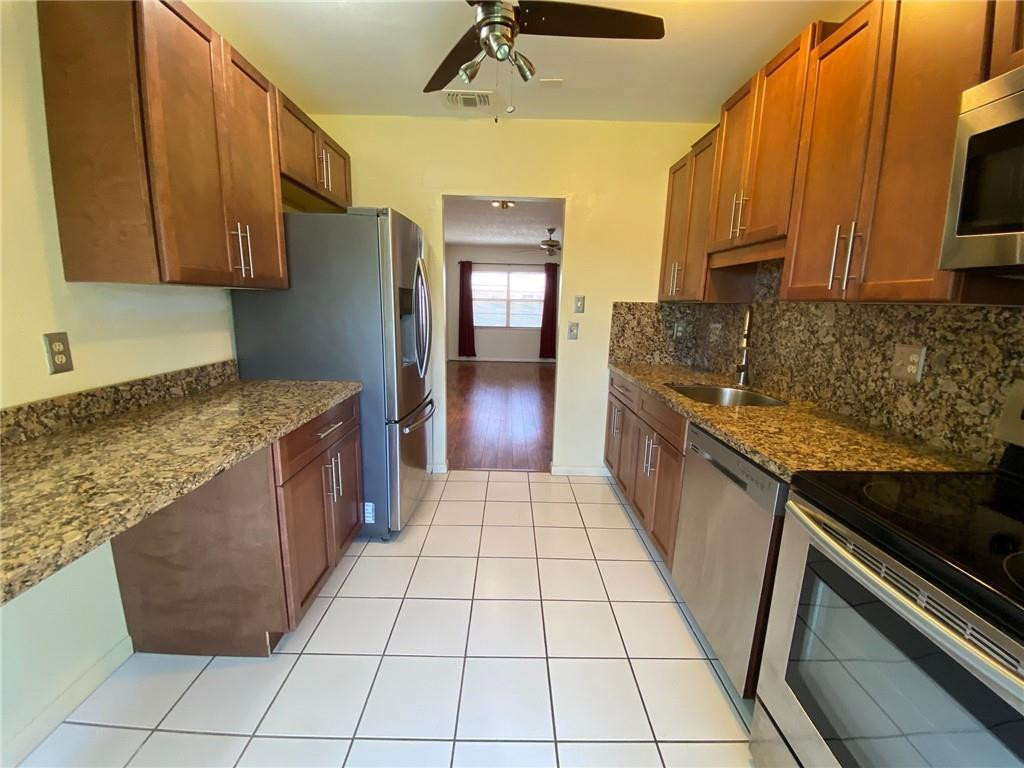 ORIOLE GARDENS 1 - Residential