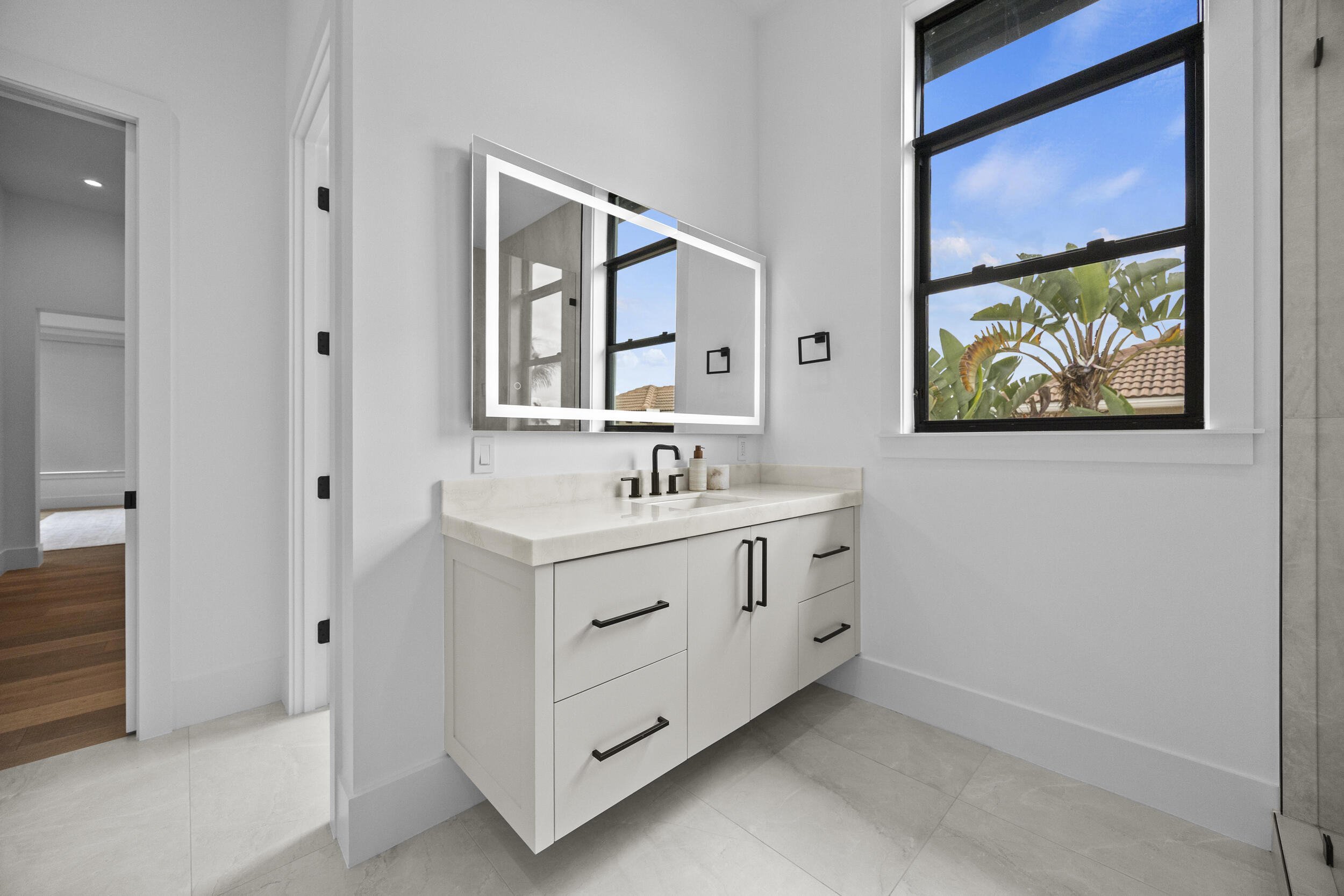 NORTH PALM BEACH VILLAGE OF 6 - Residential