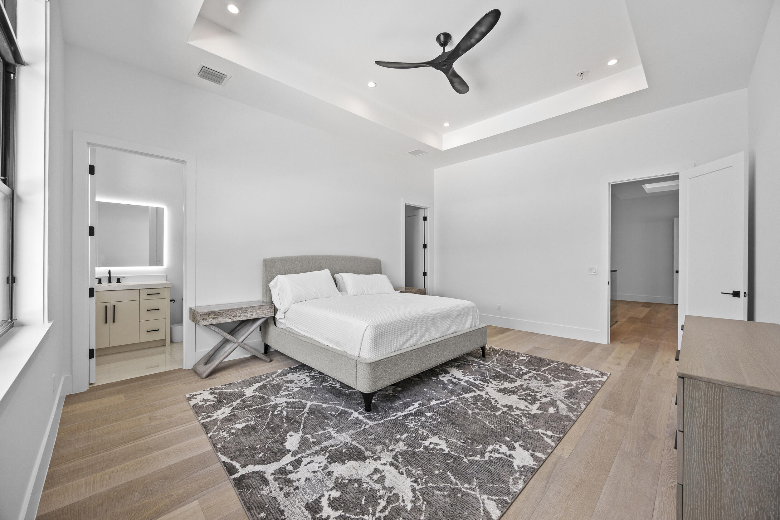 NORTH PALM BEACH VILLAGE OF 6 - Residential