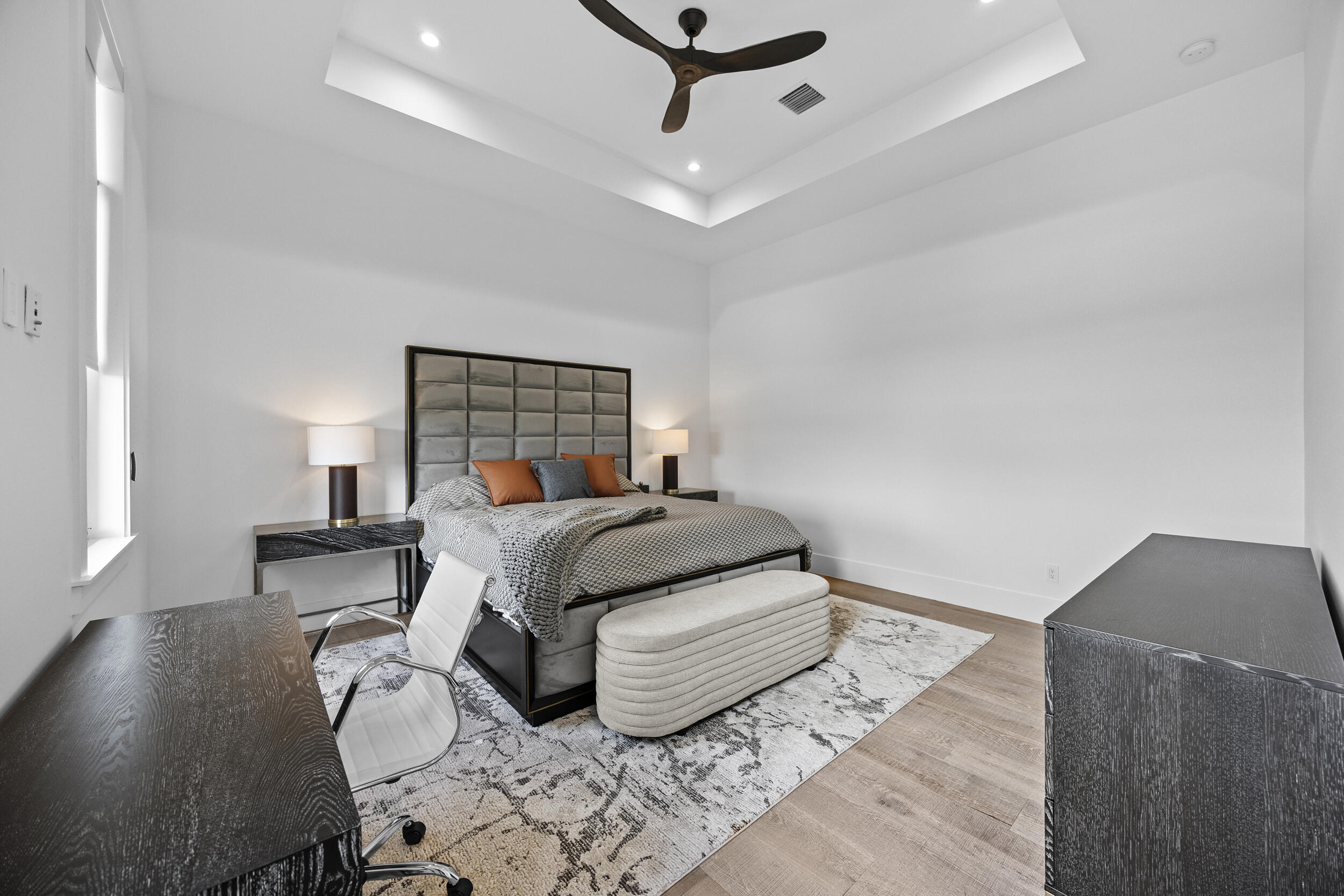 NORTH PALM BEACH VILLAGE OF 6 - Residential