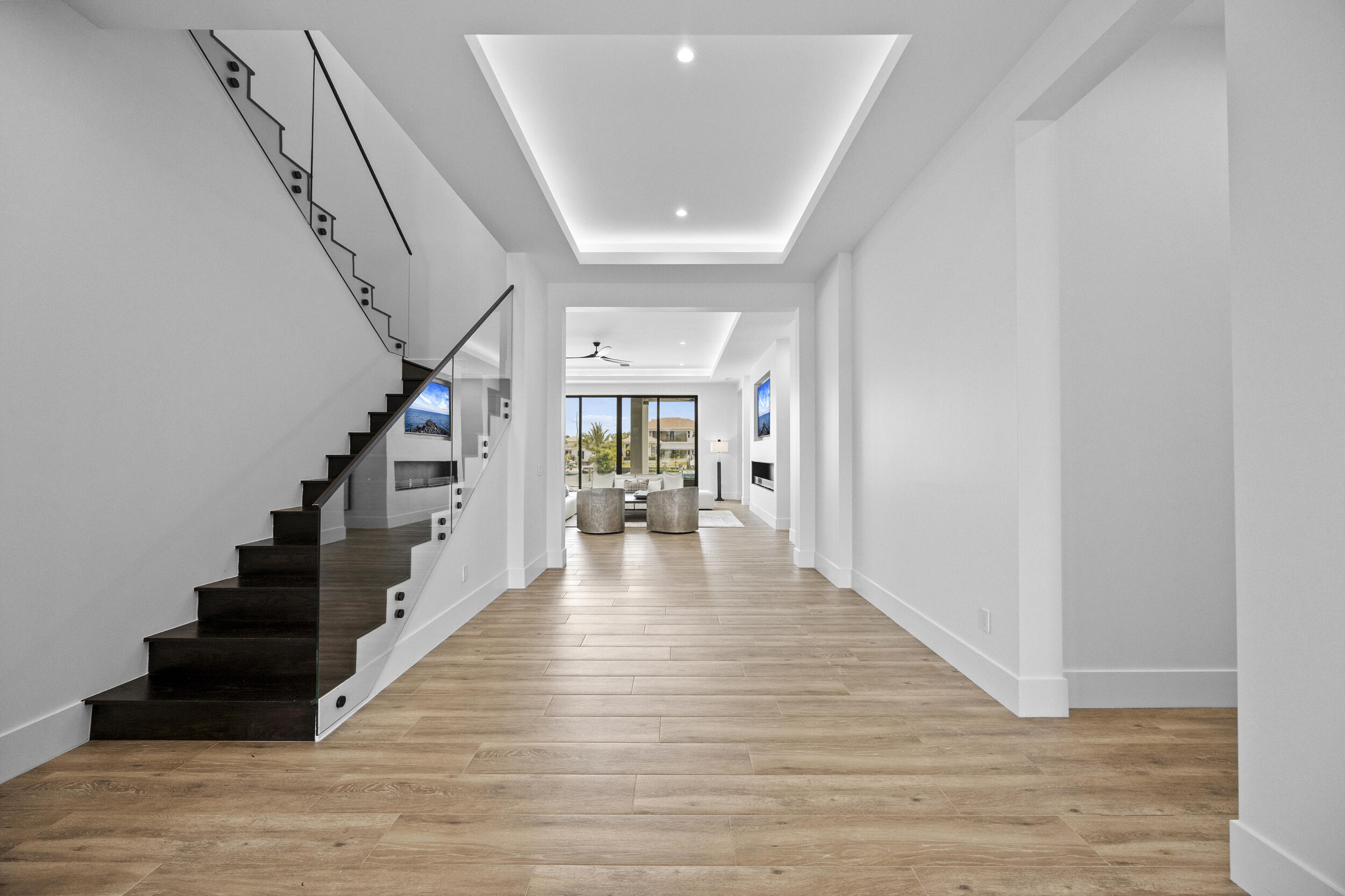 NORTH PALM BEACH VILLAGE OF 6 - Residential