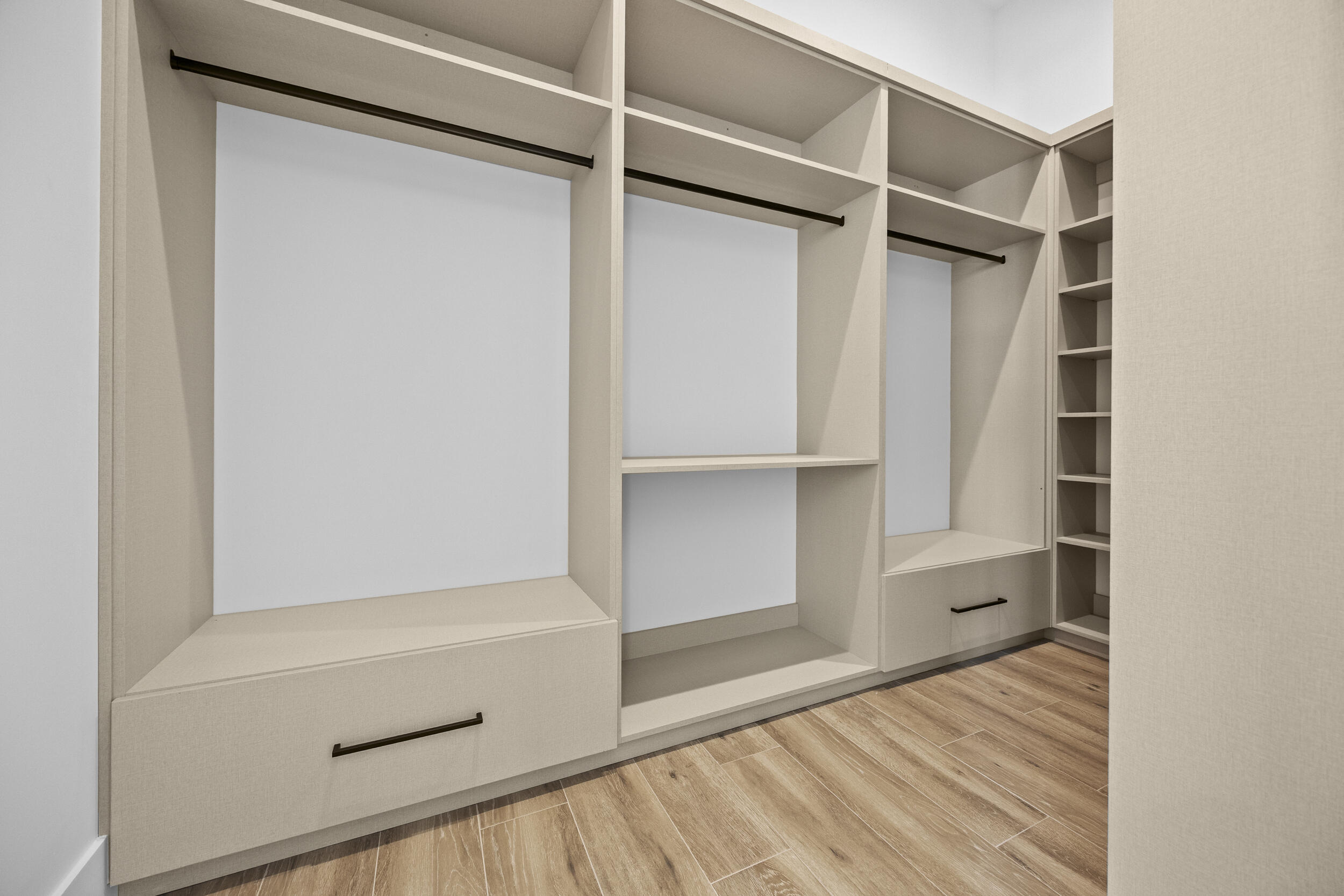 NORTH PALM BEACH VILLAGE OF 6 - Residential