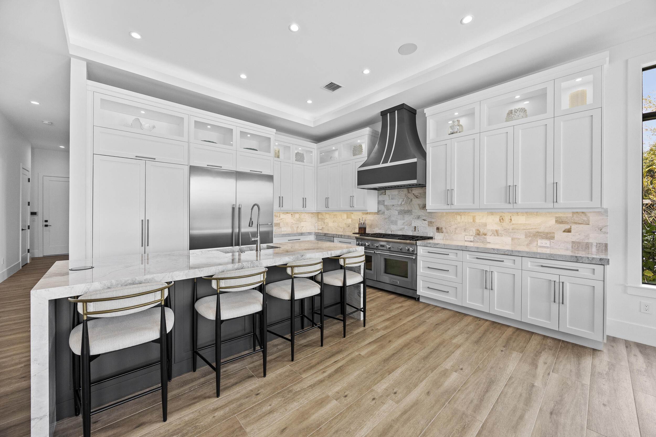 NORTH PALM BEACH VILLAGE OF 6 - Residential