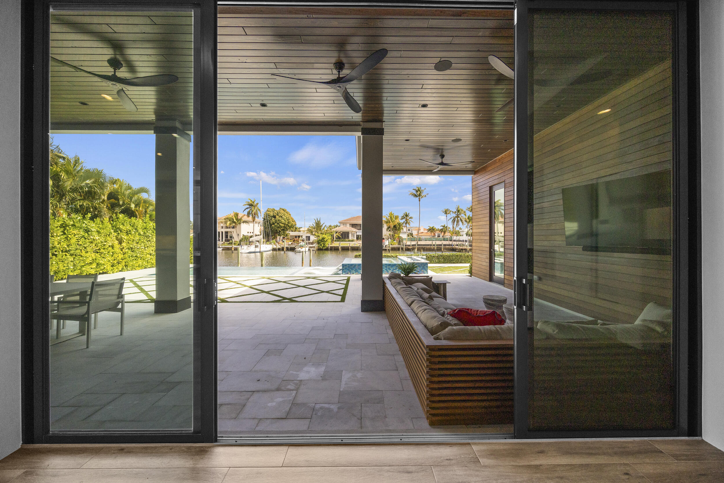 NORTH PALM BEACH VILLAGE OF 6 - Residential