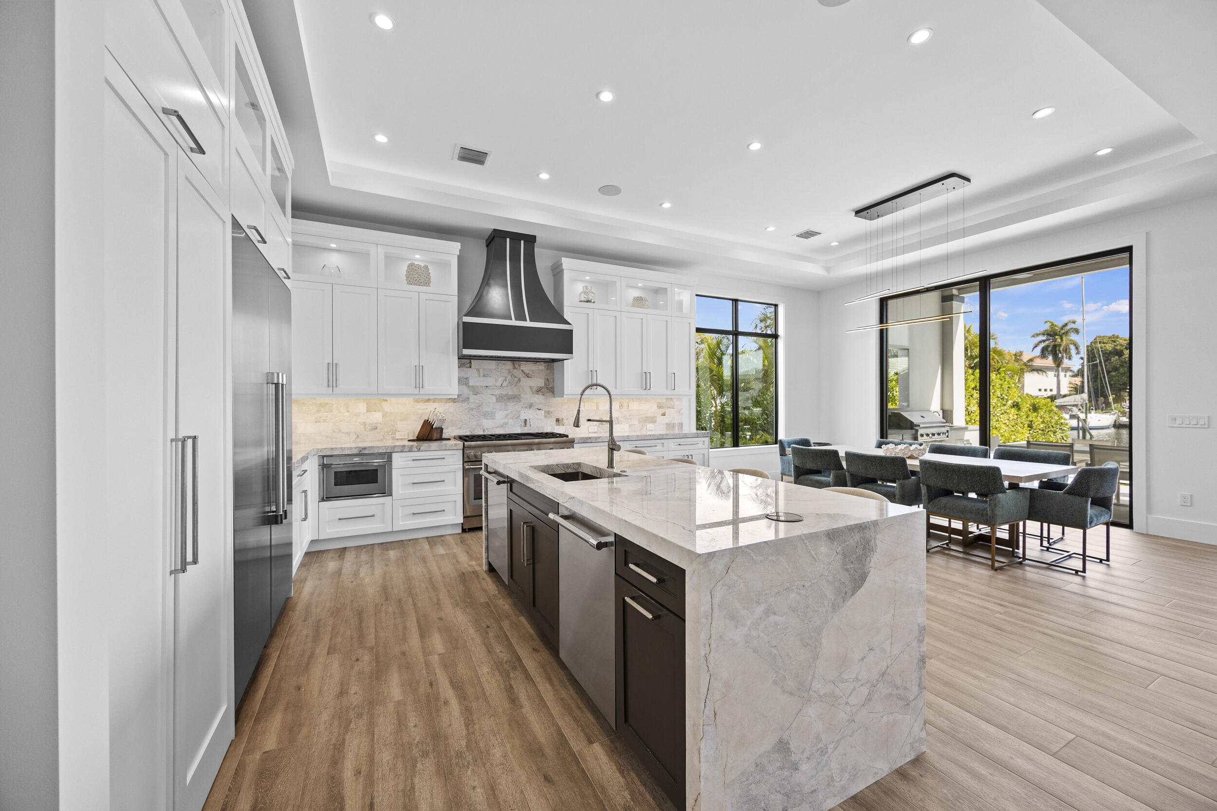 NORTH PALM BEACH VILLAGE OF 6 - Residential