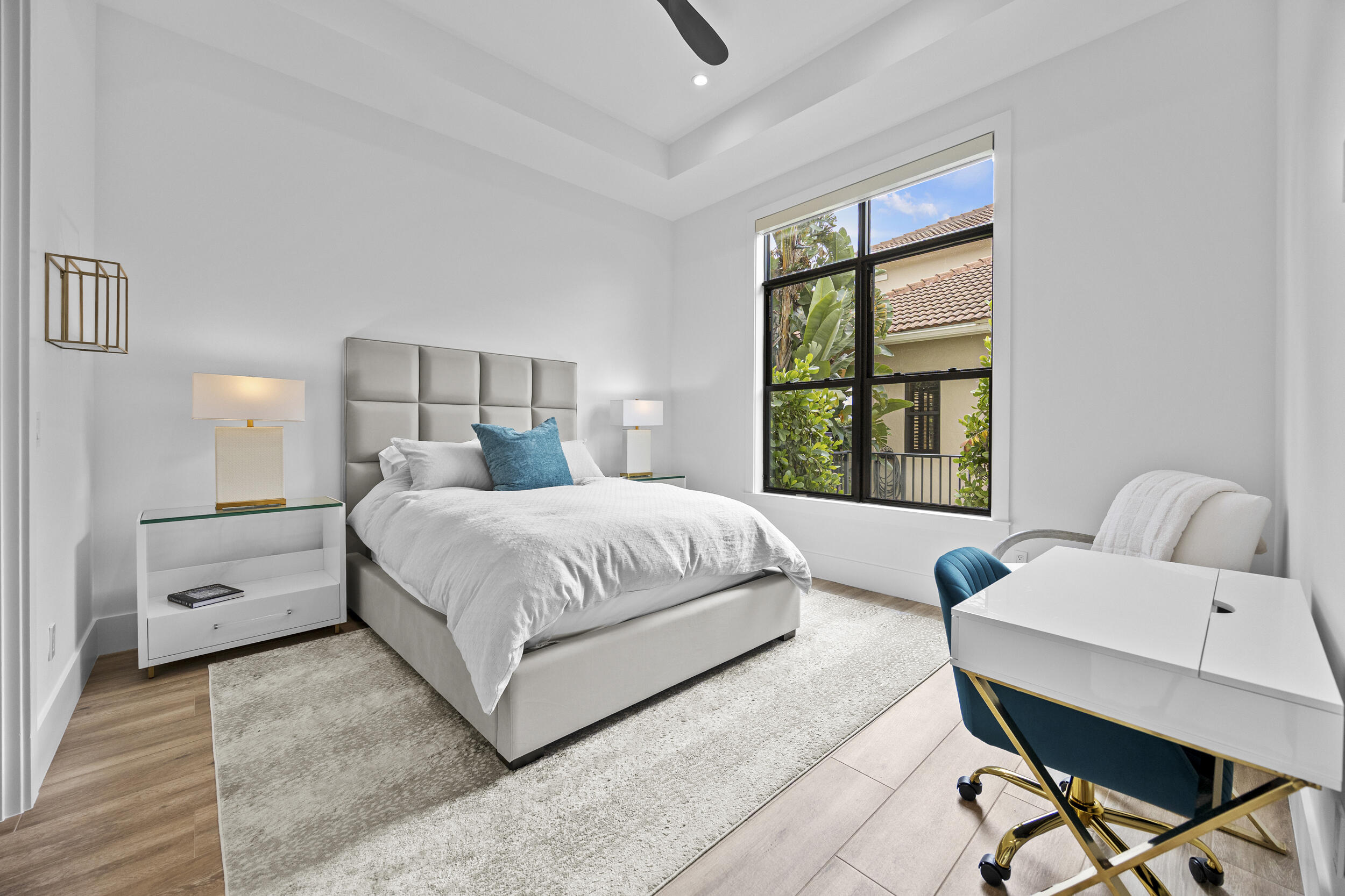 NORTH PALM BEACH VILLAGE OF 6 - Residential