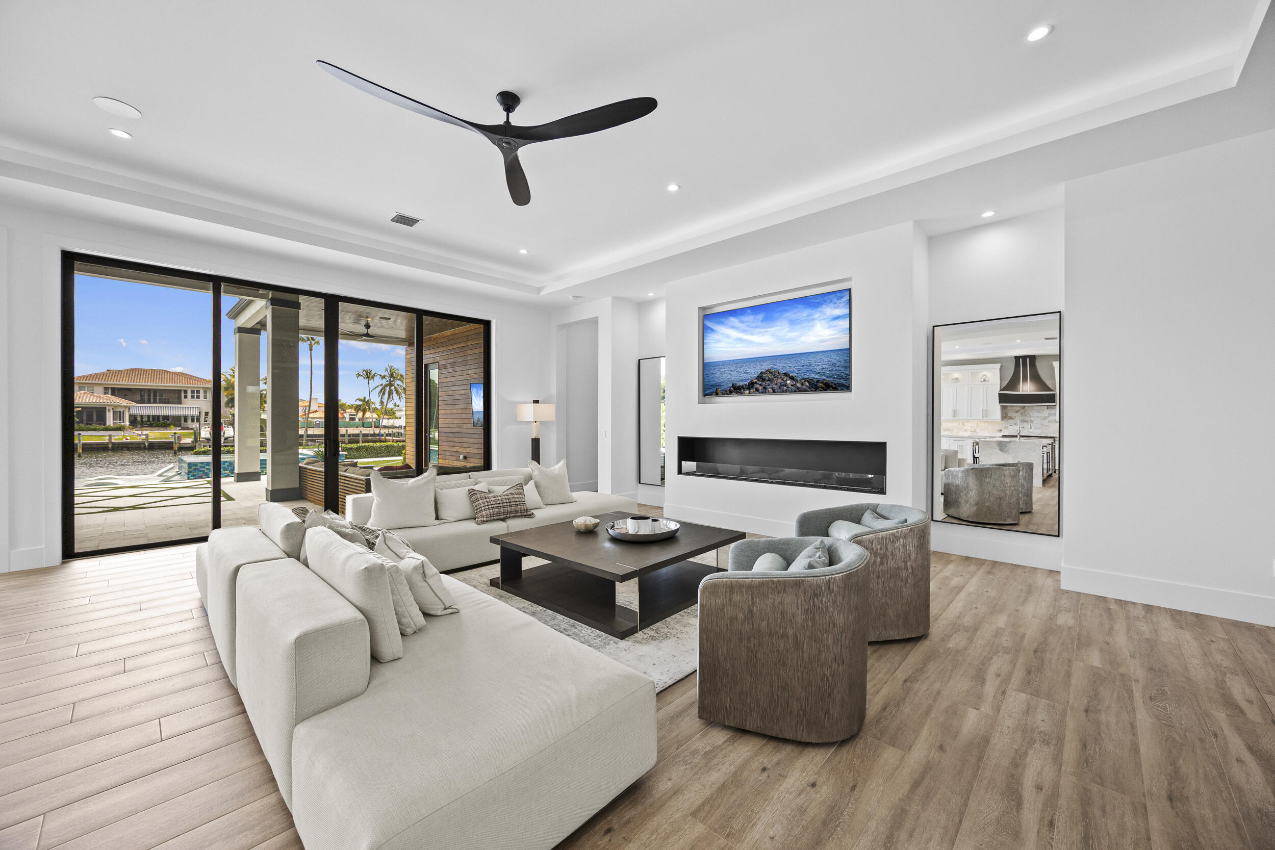 NORTH PALM BEACH VILLAGE OF 6 - Residential