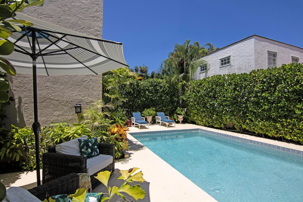 Photo of 211 Seaspray Avenue, Palm Beach, FL 33480 (MLS # R11059656)