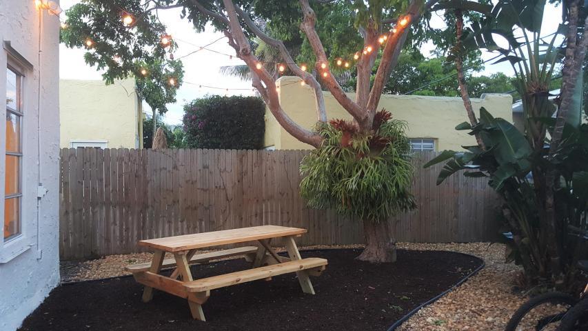 ESTATES OF SOUTH PALM BEACH - Residential Lease