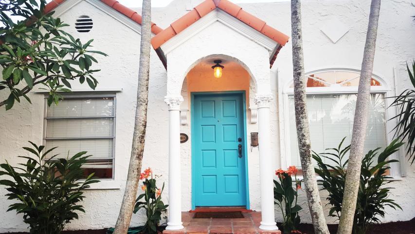 ESTATES OF SOUTH PALM BEACH - Residential Lease