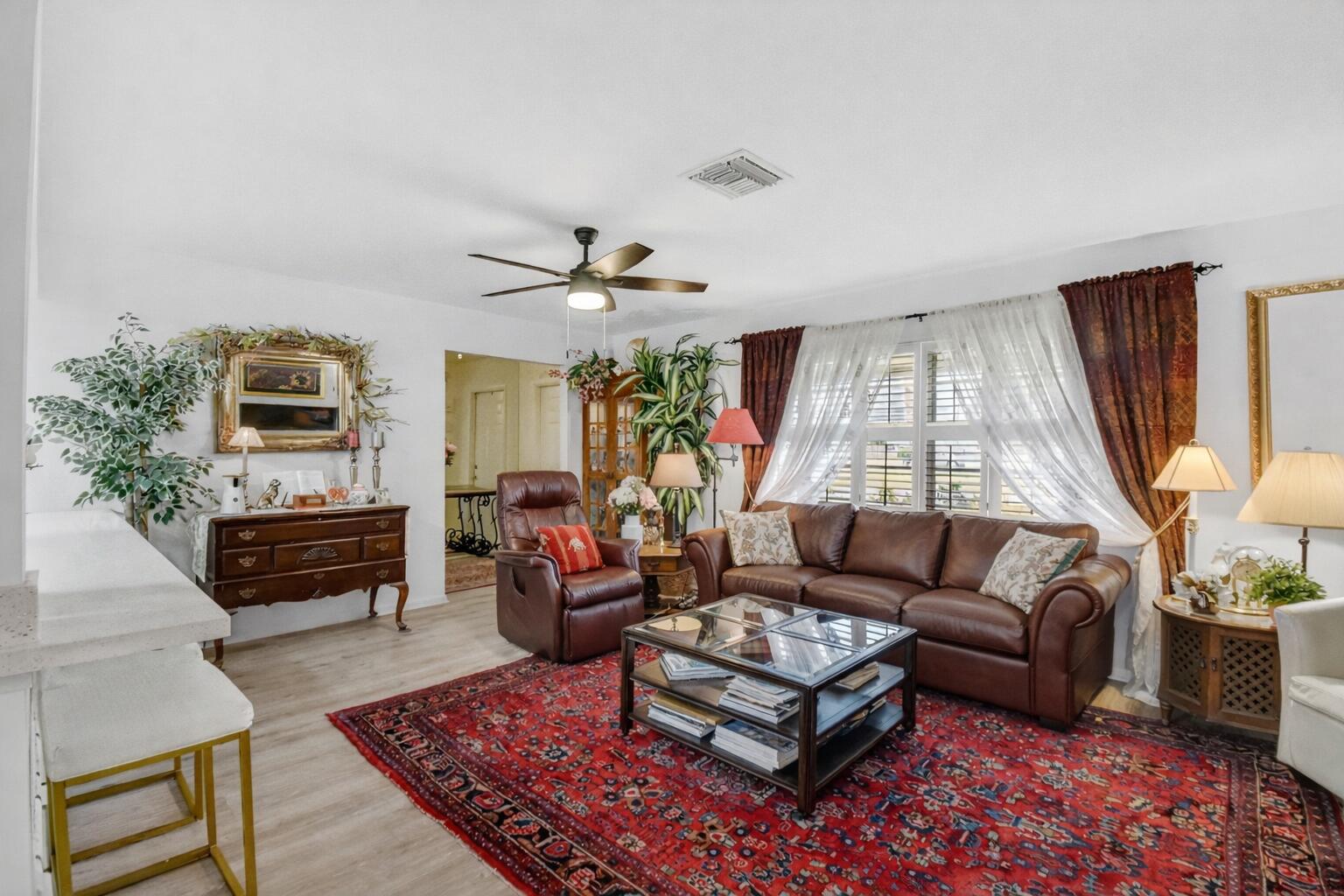 HYPOLUXO VILLAGE 1 - Residential